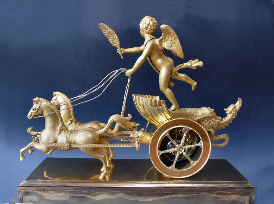 Cupids Chariot, een Franse sculptuur pendule, Empire gesigneerd Le Roy, c.1810. - afbeelding 2