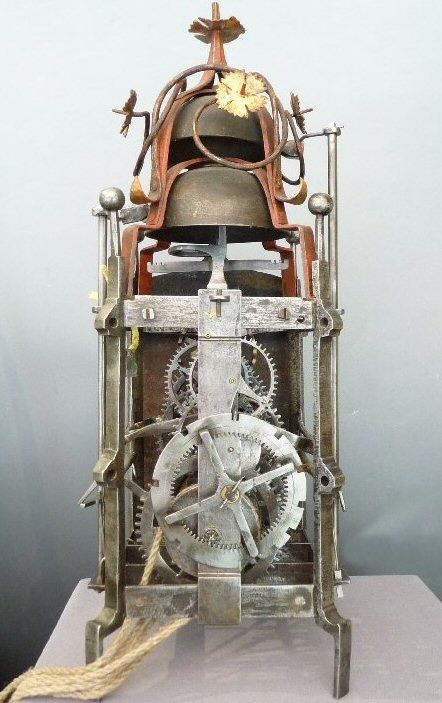 A gothic iron clock with foliot, South Germany, dated 1607. - image 2