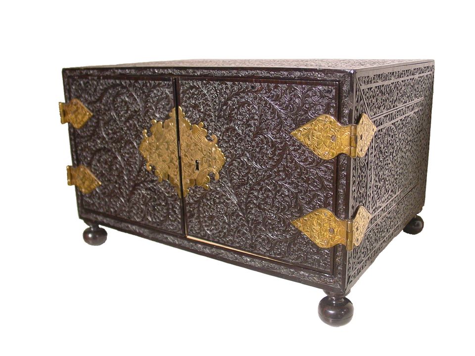 Anglo-indian Ceylonese ebony and ivory table cabinet  - image 2