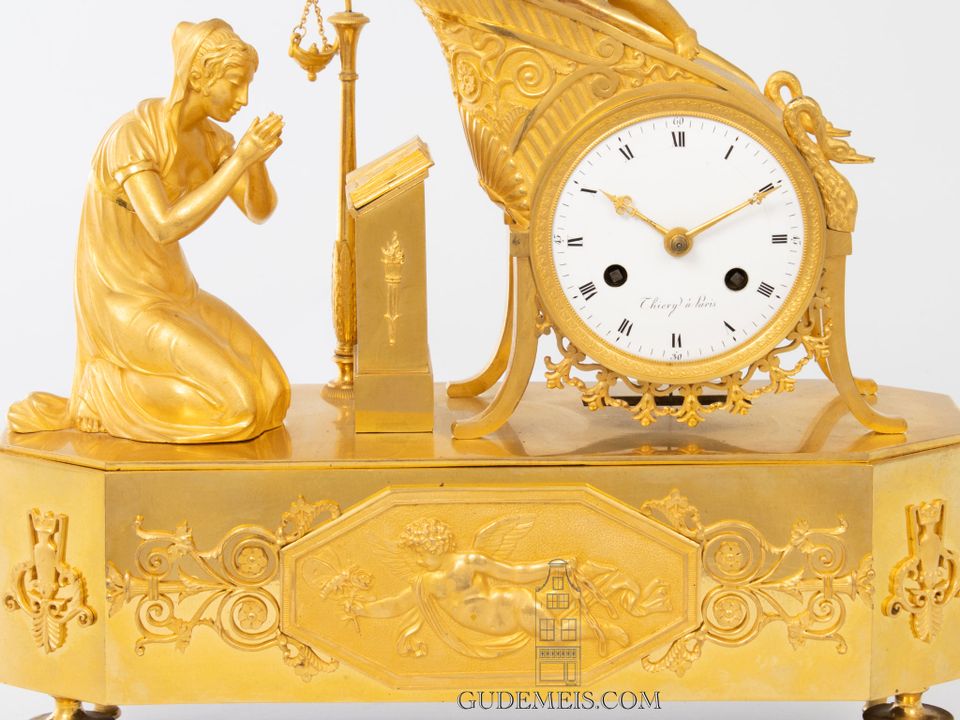 A French Empire ormolu mantel clock 'Ars Amatoria', circa 1800 - image 5