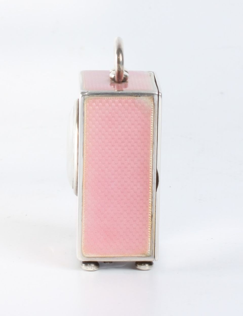 Een miniatuur Zwitsers zilveren roze transparant guilloche email klokje, circa 1900 - afbeelding 2