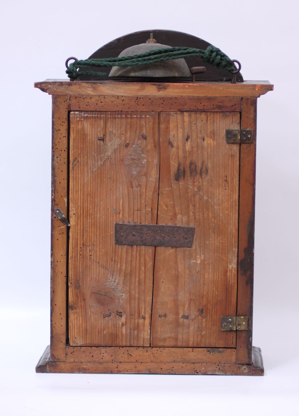 Een Zwitserse provinciale 'Religieuse' wandklok, circa 1680 - afbeelding 5
