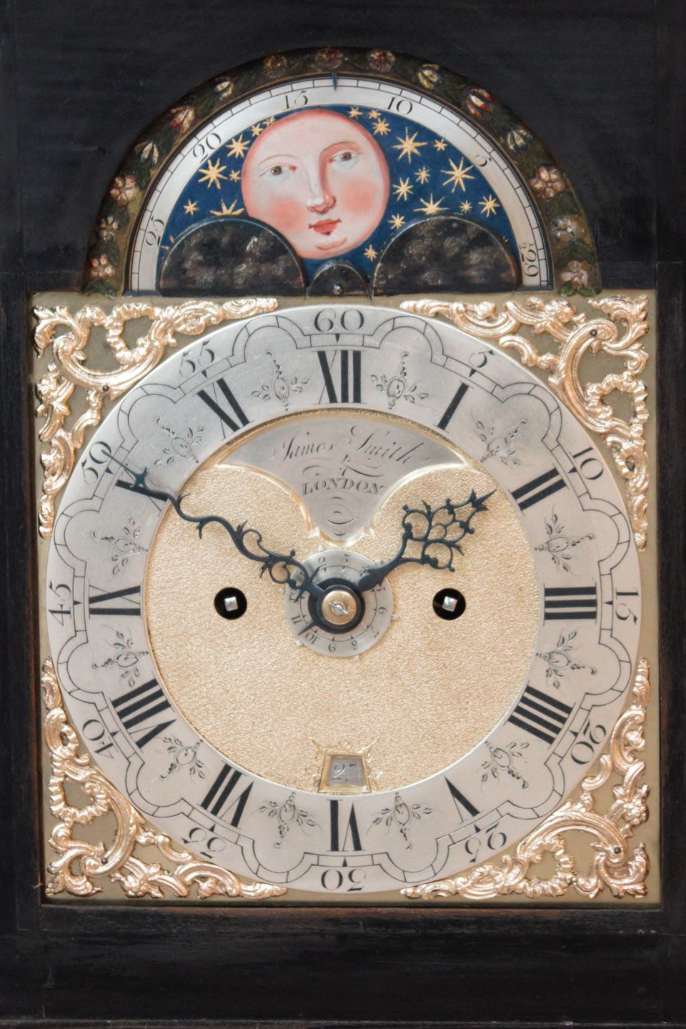 An English table clock with date and moonphase for the Dutch market, James Smith, circa 1770 - image 3