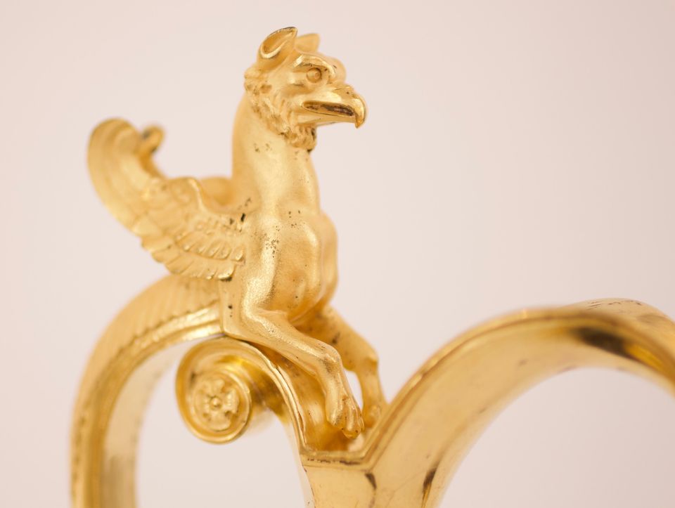 A pair of empire patinated bronze and fire gilded ewers, Circa 1810 - image 7