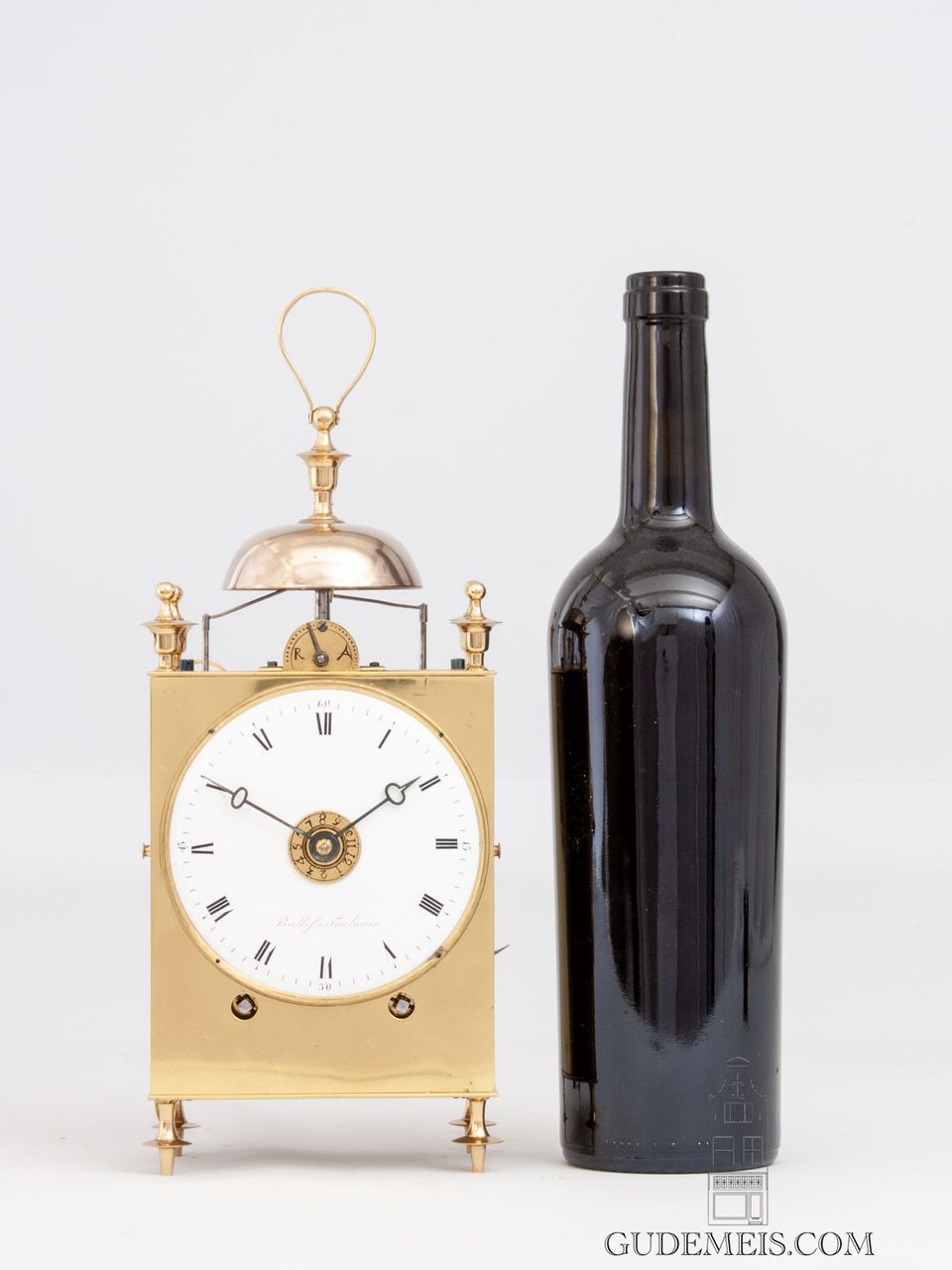 A French brass Capucine travel clock with strike and alarm, Ballif A Toulouse, circa 1800. - image 9