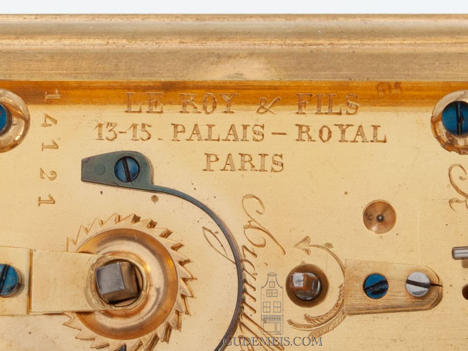 Een miniatuur Frans verguld messing reisklokje Le Roy & Fils, circa 1890. - afbeelding 2