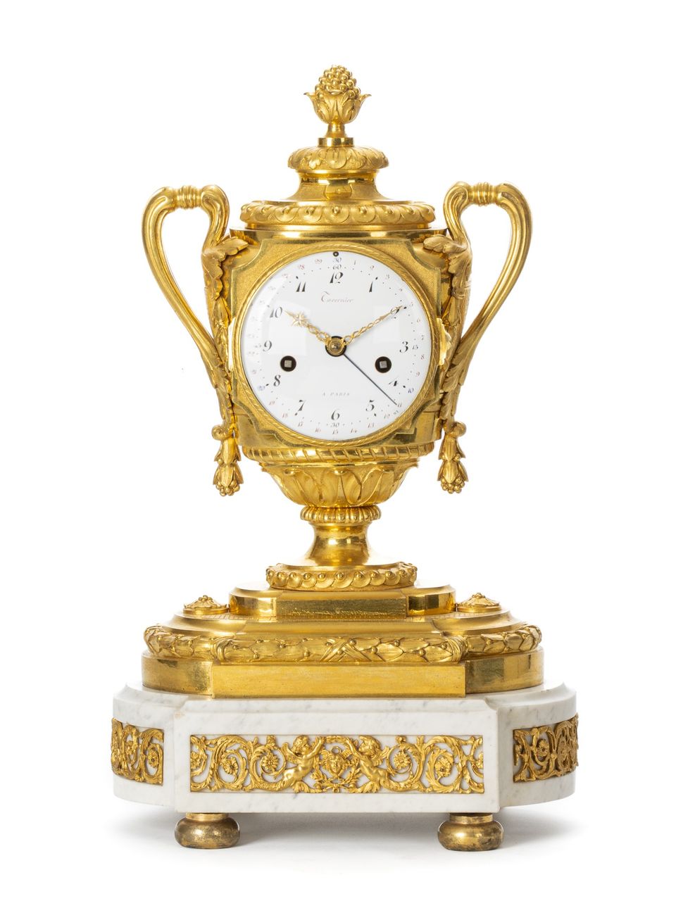 Eine große französische Louis XVI vergoldete Bronzevasenuhr, Osmond und Tavernier A Paris, um 1770. - image 2