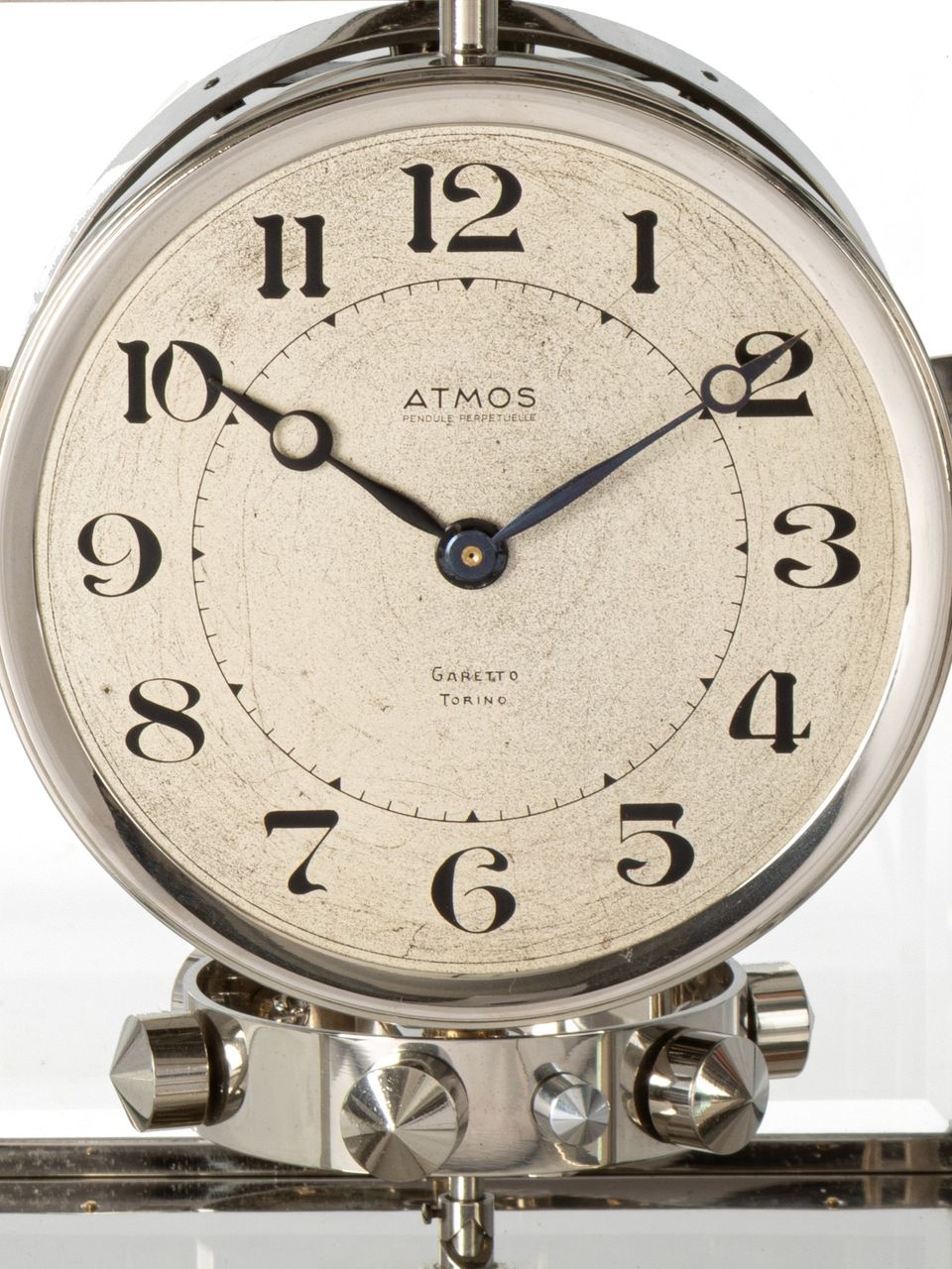Une horloge atmos brevetée Reutter en nickel de style Art Déco français, modèle RA2, vers 1934. - image 3