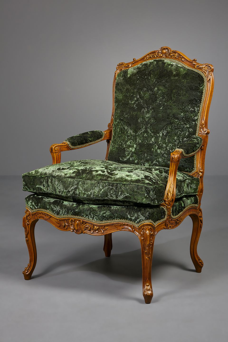 Ensemble of six Louis XV fauteuils à la Reine - image 2