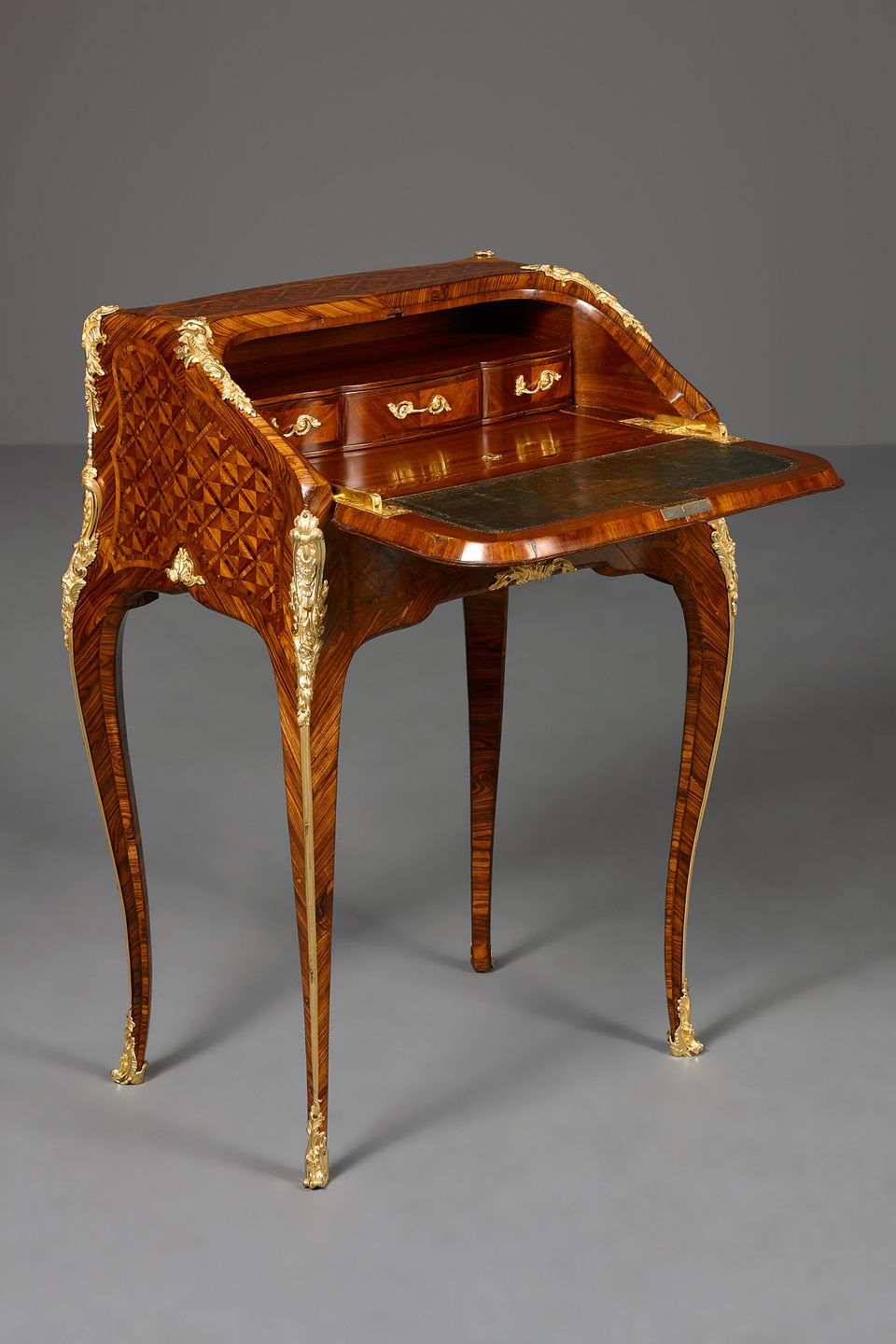 French Louis XV Secrétaire en Pente, Pierre Garnier - image 2