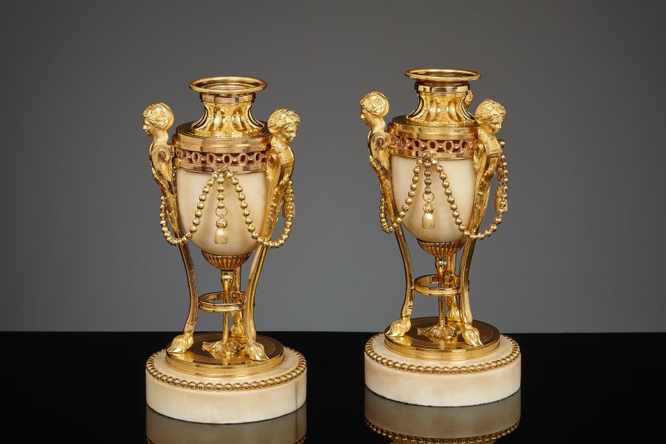 Paar Franse Louis XVI cassolettes - afbeelding 2