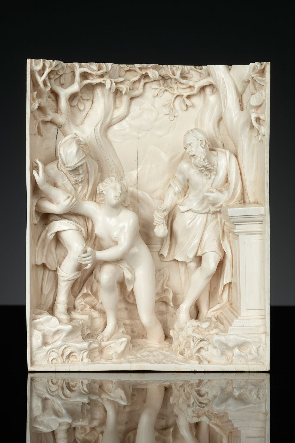 German Ivory Relief depicting Susanna and the Elders Attributed to Antonio Leoni - image 2