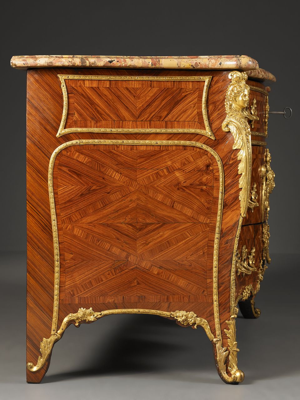 French Régence Commode à Pont, Etienne Doirat - image 4