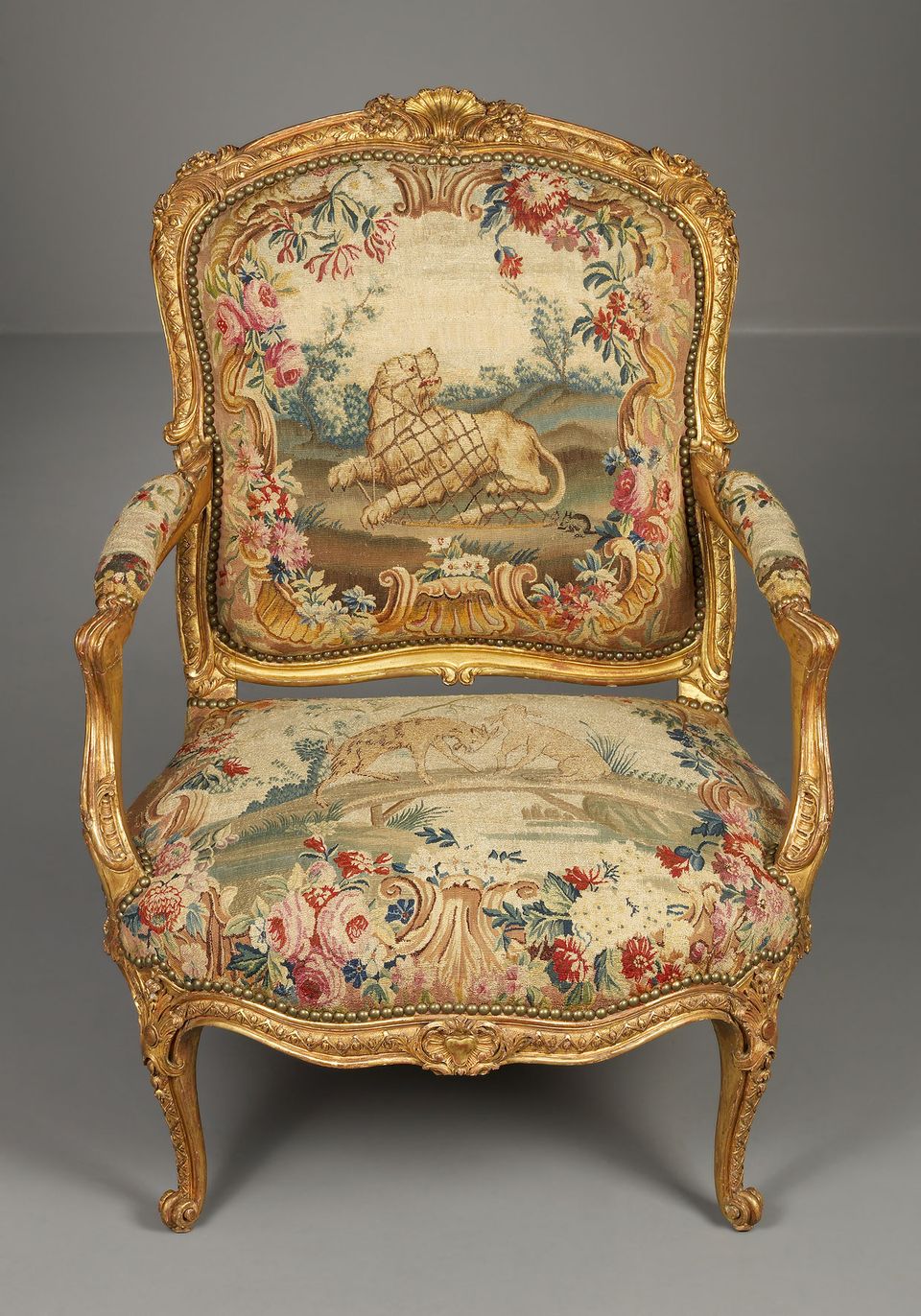 Pair of Louis XV gilt-wood Armchairs from the Waterford Suite, Jean Jacques Tilliard  - image 4