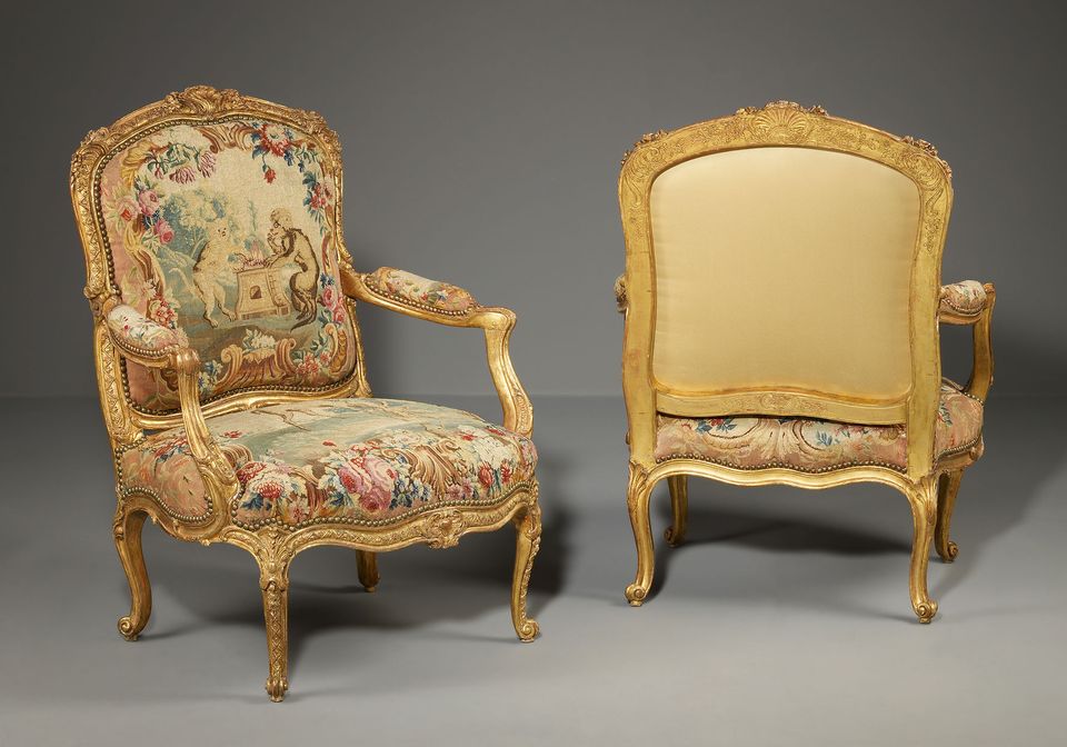 Pair of Louis XV gilt-wood Armchairs from the Waterford Suite, Jean Jacques Tilliard  - image 2