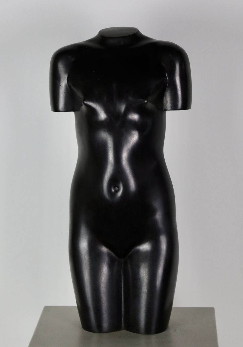Eja Siepman van den Berg (Eindhoven 1943), 'Tors of a young woman', 1973 - image 7