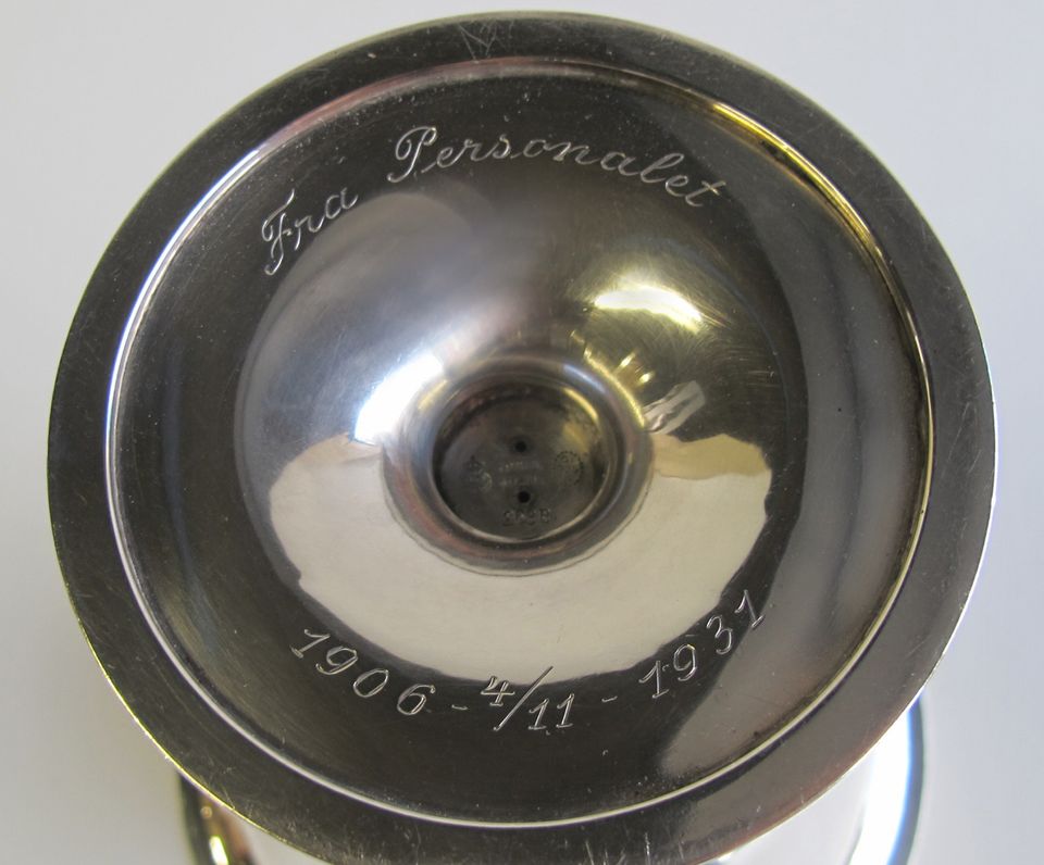 Georg Jensen (Rådvad 1866-1935 Kopenhagen), Sterling Silver tazza, model 263b, Designed in 1918 - image 4