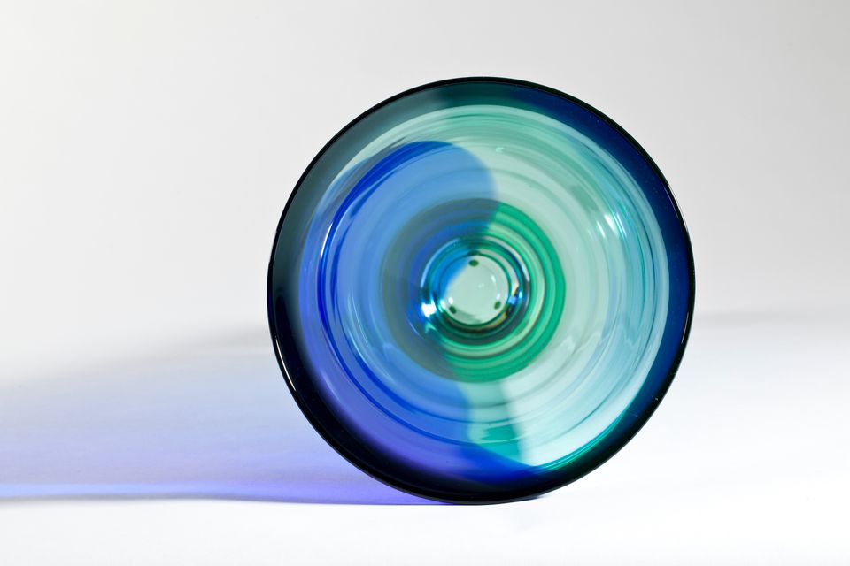 Floris Meydam, Glass Factory Leerdam, monumental unique two colored vase, 1985 - image 5