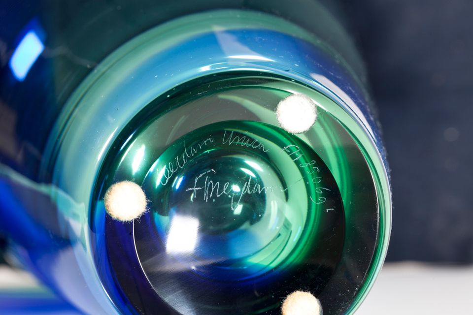 Floris Meydam, Glass Factory Leerdam, monumental unique two colored vase, 1985 - image 6
