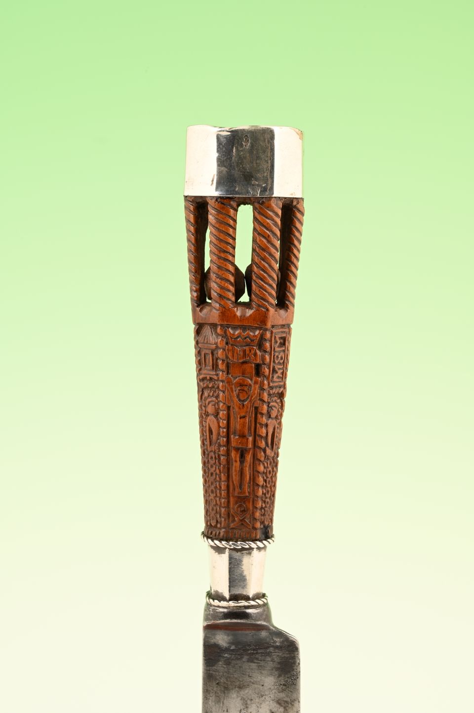 A Dutch beautifully carved palmwood knife. - image 4