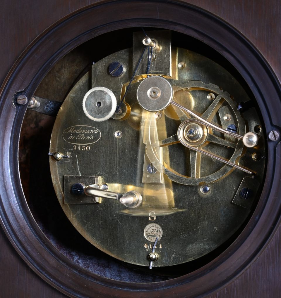 A French Empire ormolu pendule - image 8