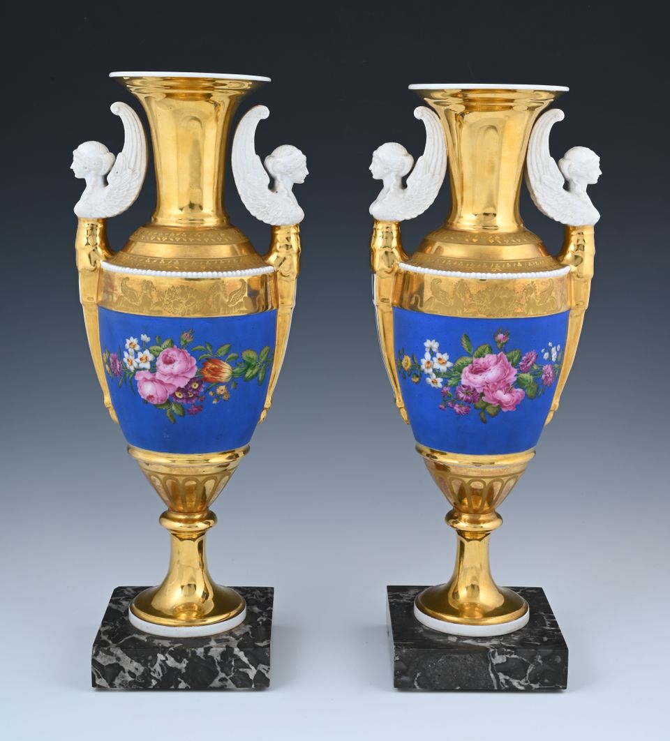 A pair of Empire porcelain vazes - image 2