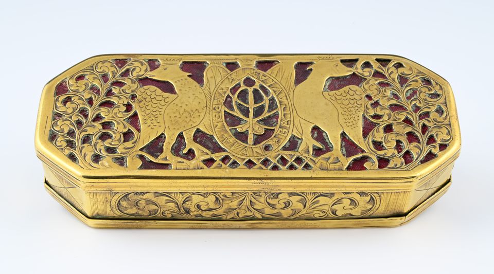 A Dutch tobacco box - image 4
