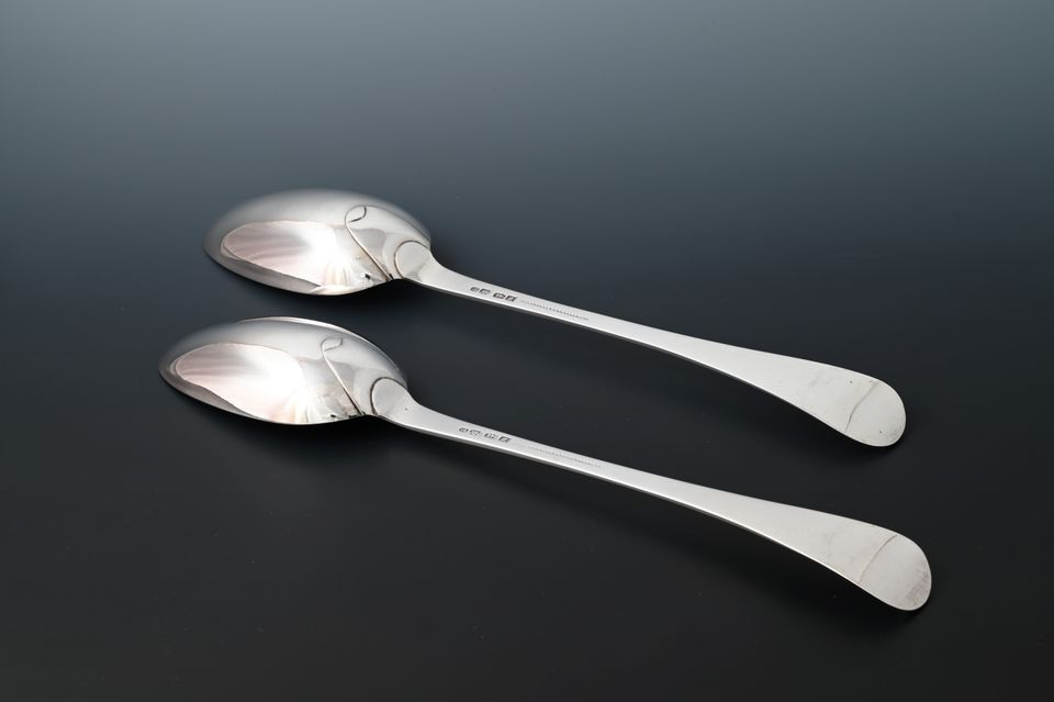 Two large silver serving spoons - image 4