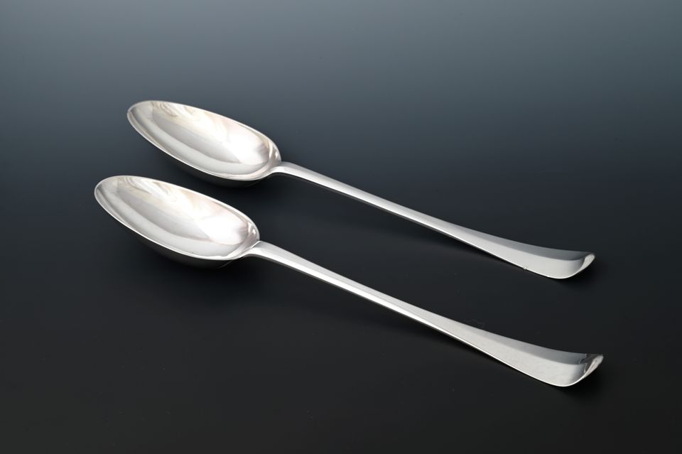 Two large silver serving spoons - image 3