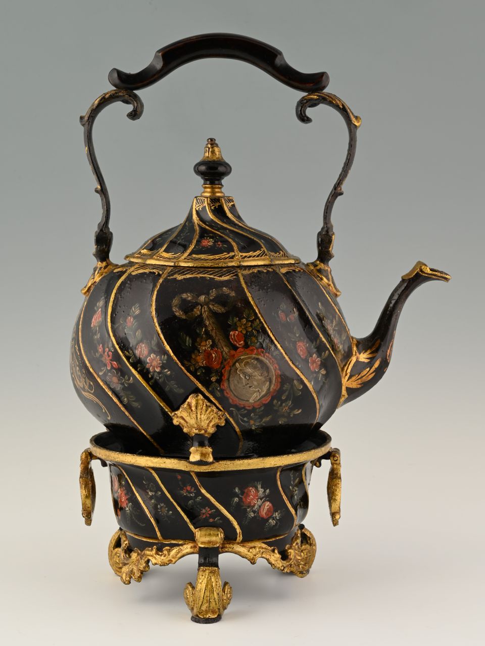 A pewter bouilloire on a stand. - image 2