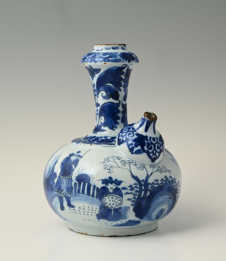 A delftware kendi - image 2