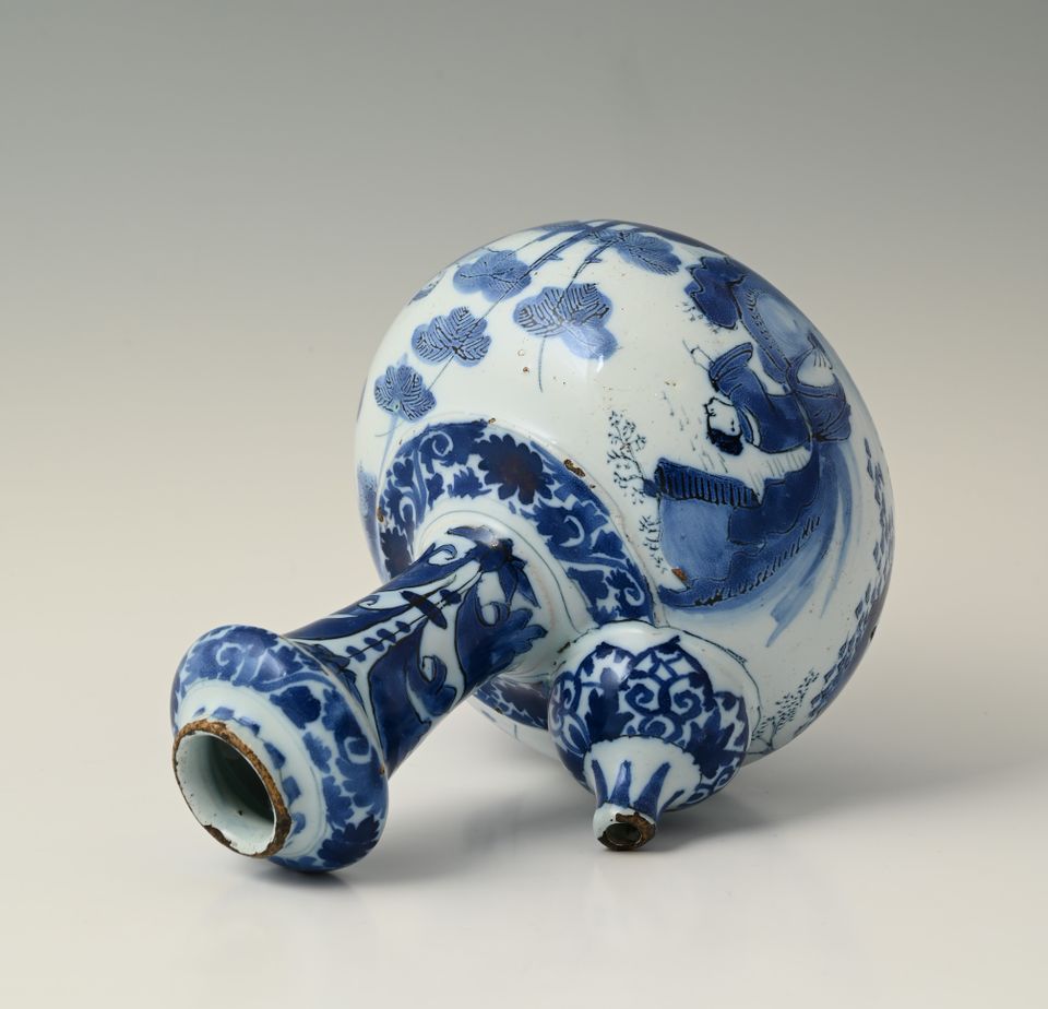 A delftware kendi - image 6