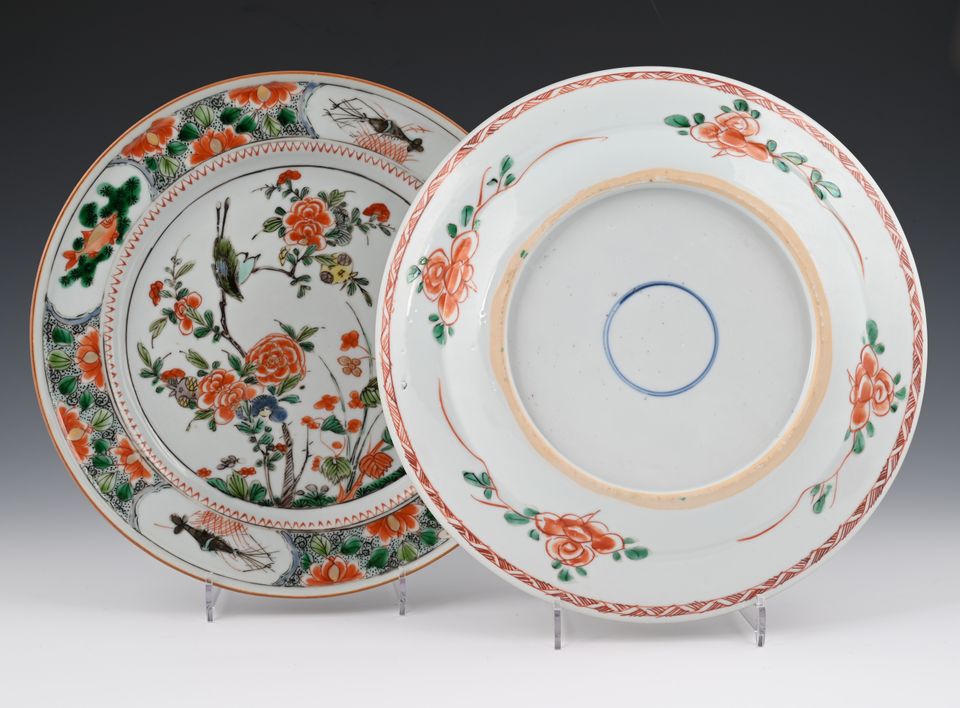 A pair of Chinese Famille Verte plates - image 2