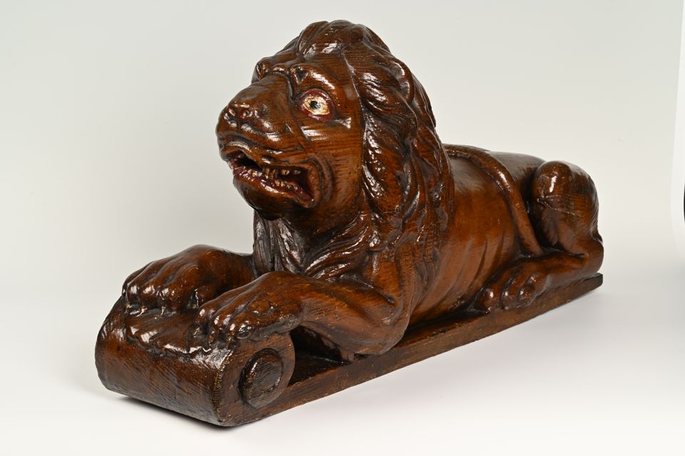 LION,  wooden statue for on the rudder at the stern of a wooden ship. - image 4