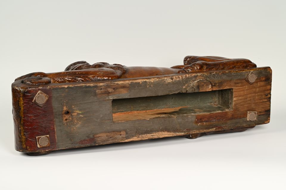 LION,  wooden statue for on the rudder at the stern of a wooden ship. - image 5