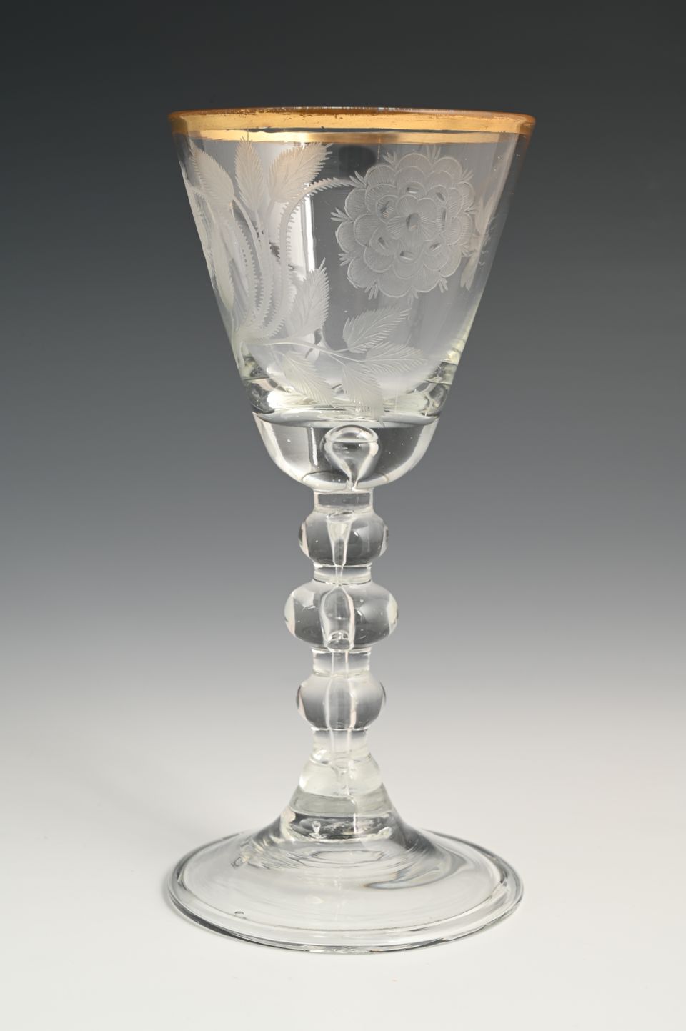 A collection of engraved glasses - image 4