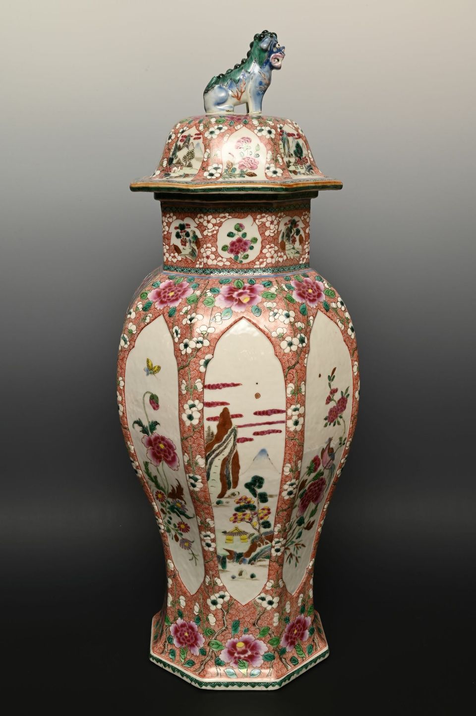 A large Chinese Famille Rose Vase - image 2