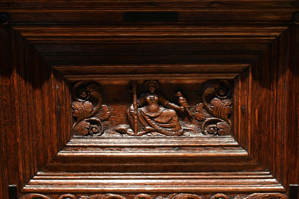 A Dutch Renaissance Beeldenkast - image 7