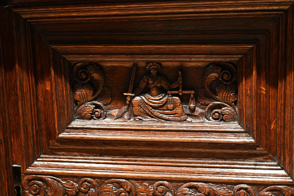 A Dutch Renaissance Beeldenkast - image 8