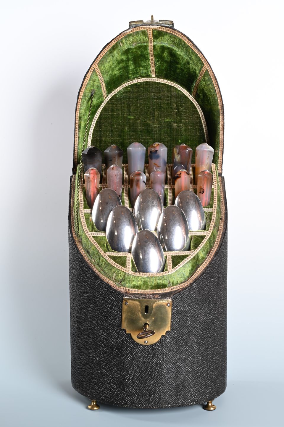 A rare pair of fabulous quality  cutlery boxes - image 7
