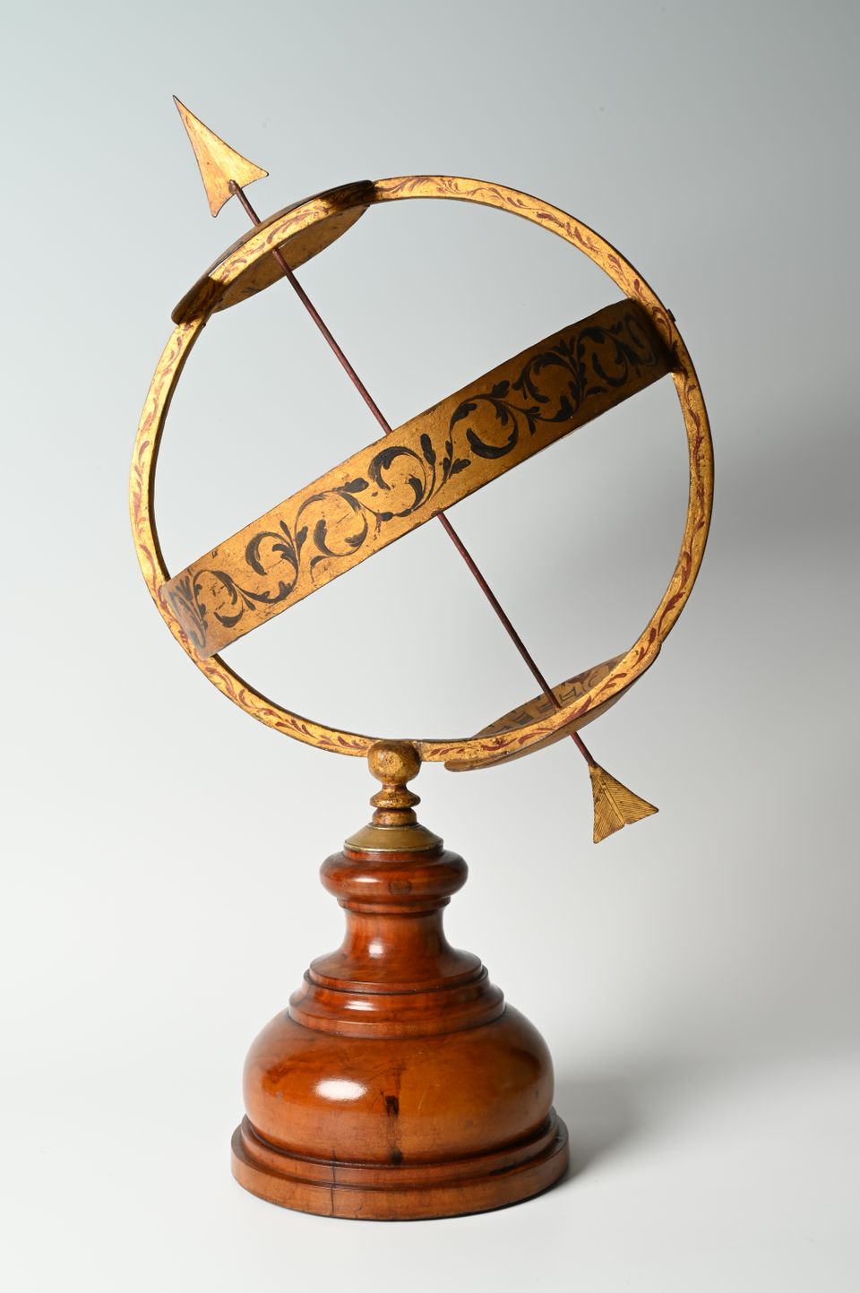 A sundial - image 5