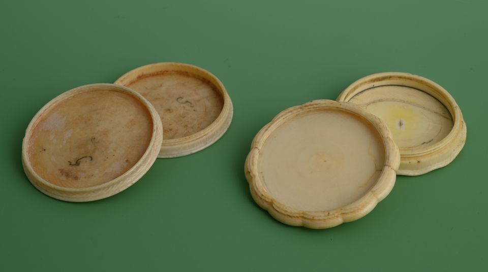 An ivory turnery box - image 4