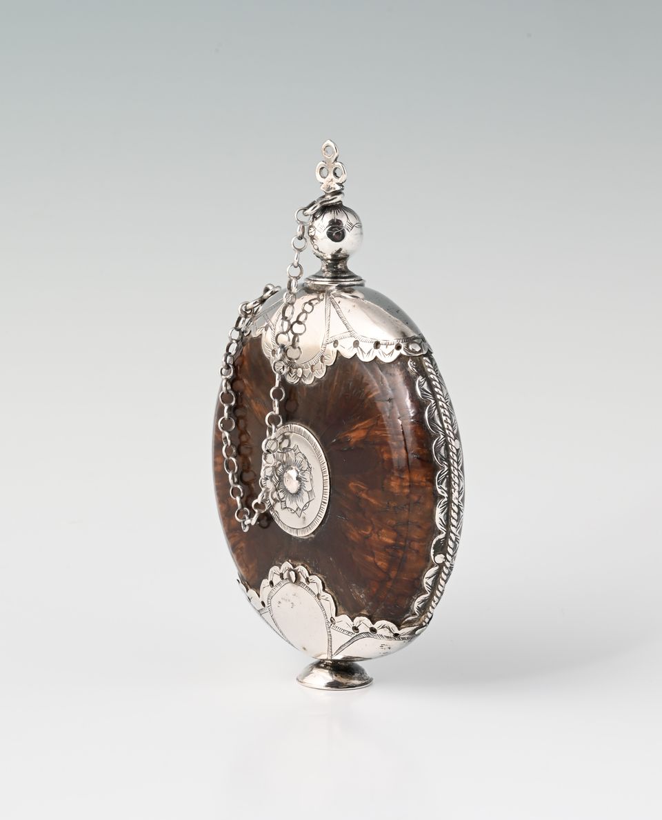 A small powder horn - image 5