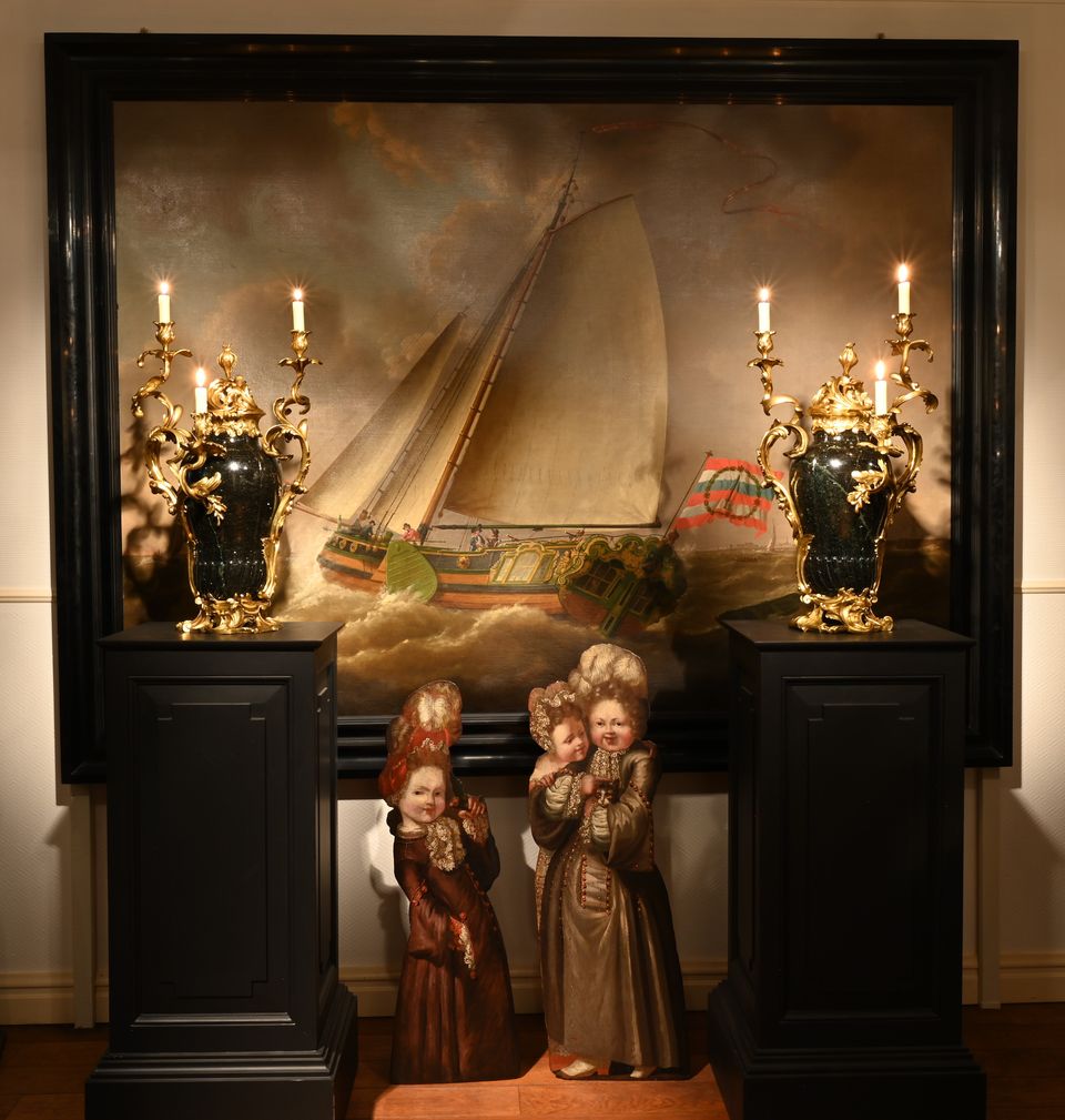 An impressive pair of candelabra, signed ‘Escalier de Cristal Paris’ - image 4