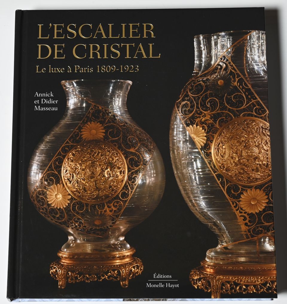 Ein beeindruckendes Paar Kerzenständer, signiert mit „Escalier de Cristal Paris“ - image 13