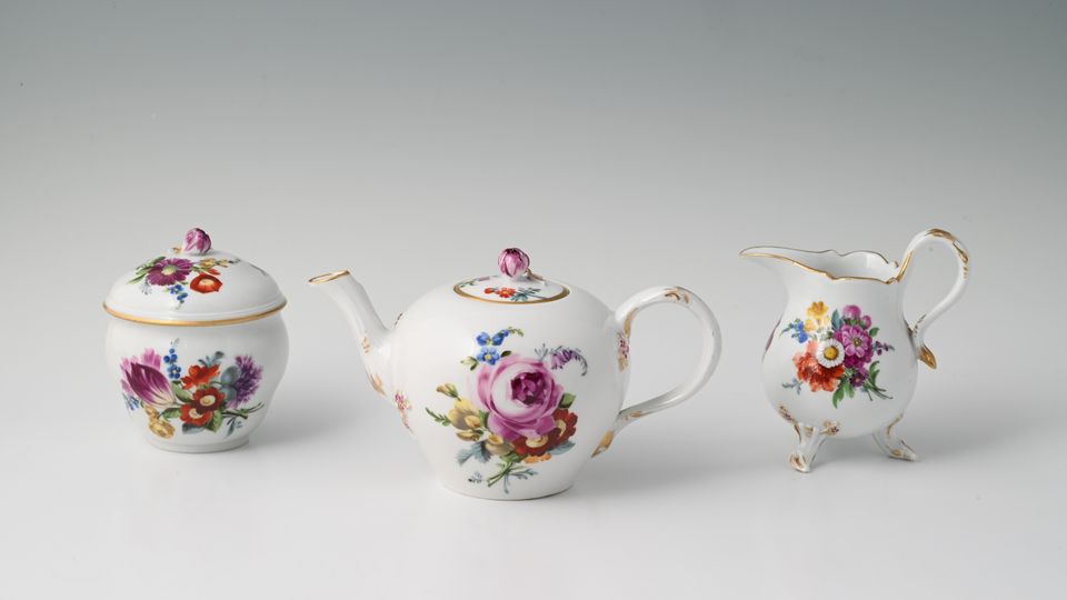 A rare Meissen tête-à-tête tea set - image 3