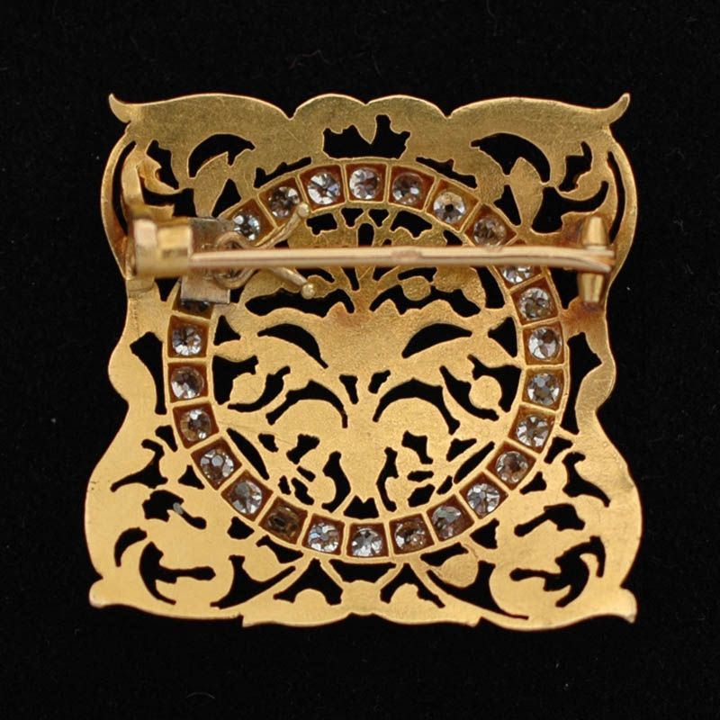 Renaissance revival brooch - image 2