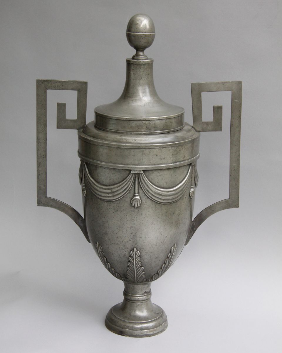 Pewter wall fountain - image 3