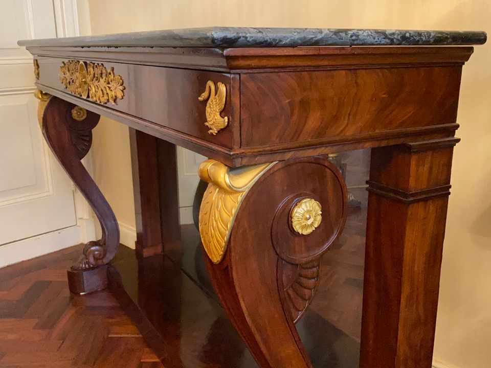 Console table - image 10