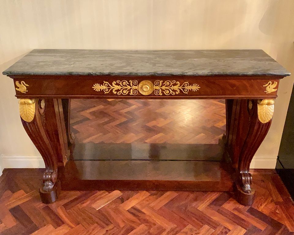 Console table - image 12